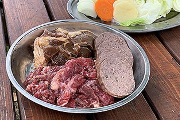 箱根牧場産 牛タレ漬け込みロース＆牧場ソーセージセット